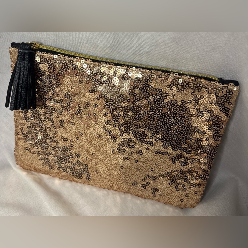 Set of 2 PINK Victoria's Secret Multicolor and Ipsy Gold Sequin Clutch Set- GUC - Picture 4 of 16